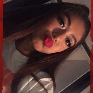 Meet your Posher, Karla